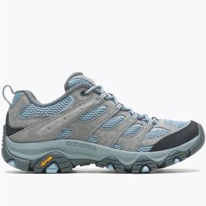 Merrell size 7 Moab 3 Gore Tex low hikers